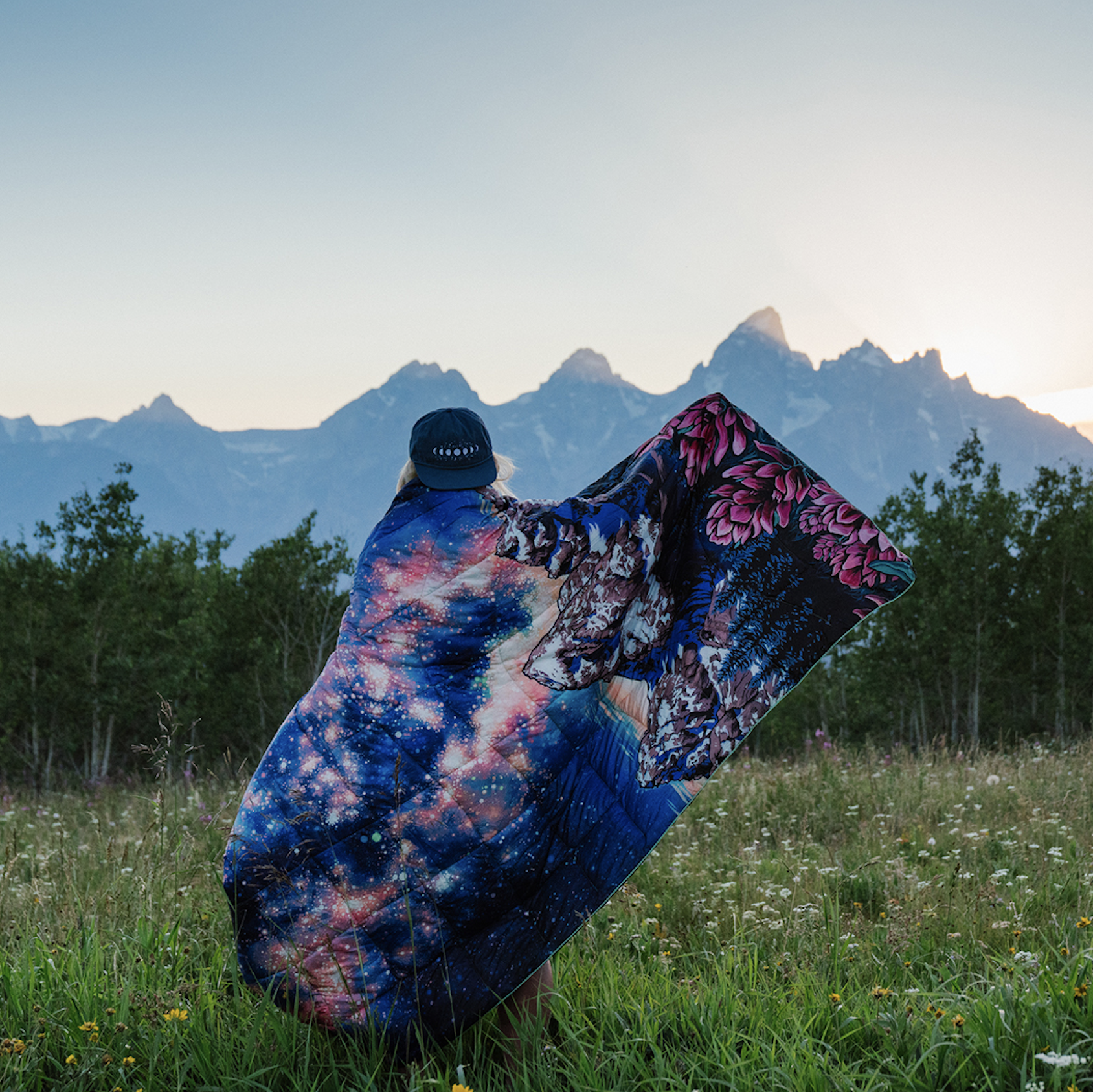 NATAL DESIGN - MOUNTAIN BLANKET NATAL DESIGN × NANGA Topo